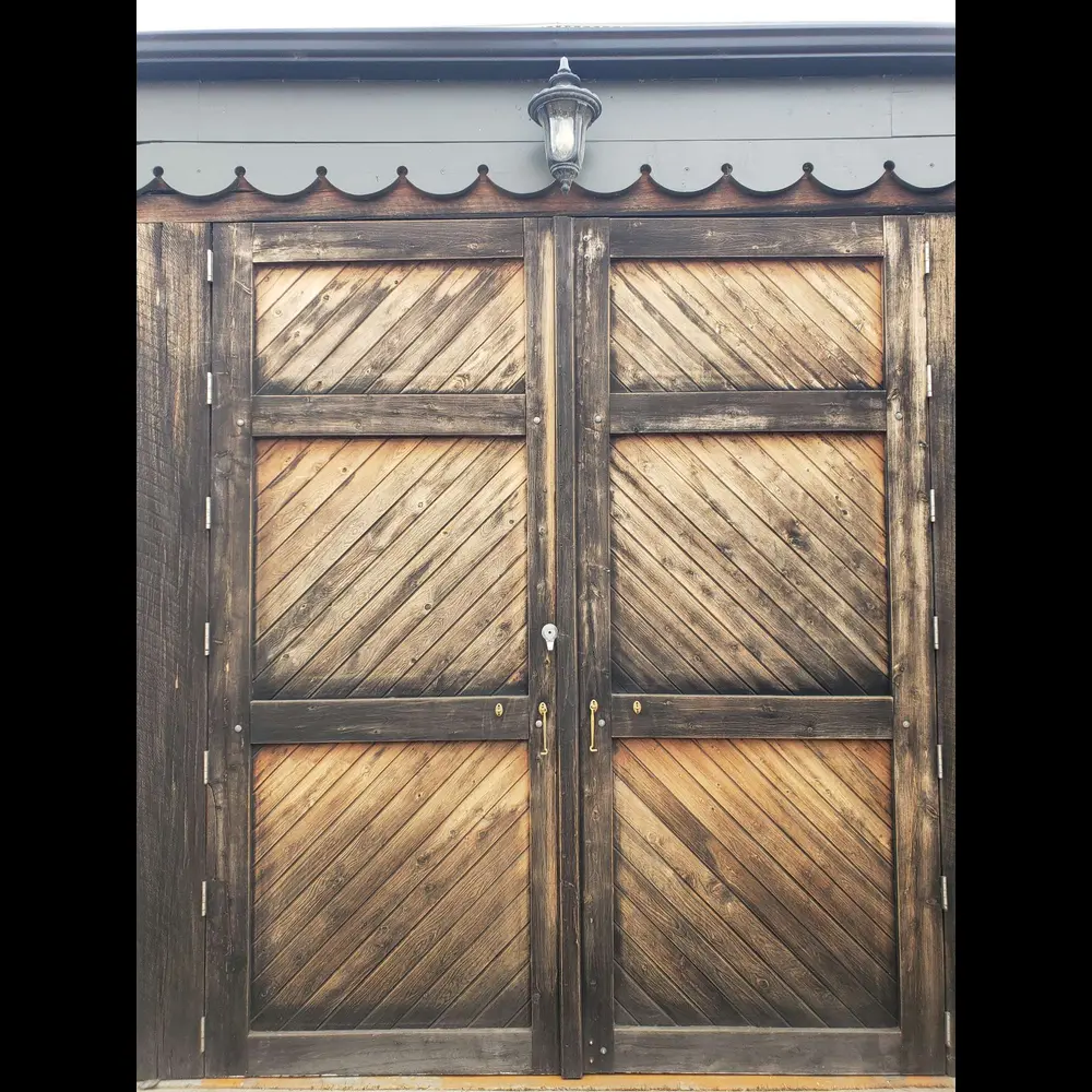 Glossy black bathroom interior